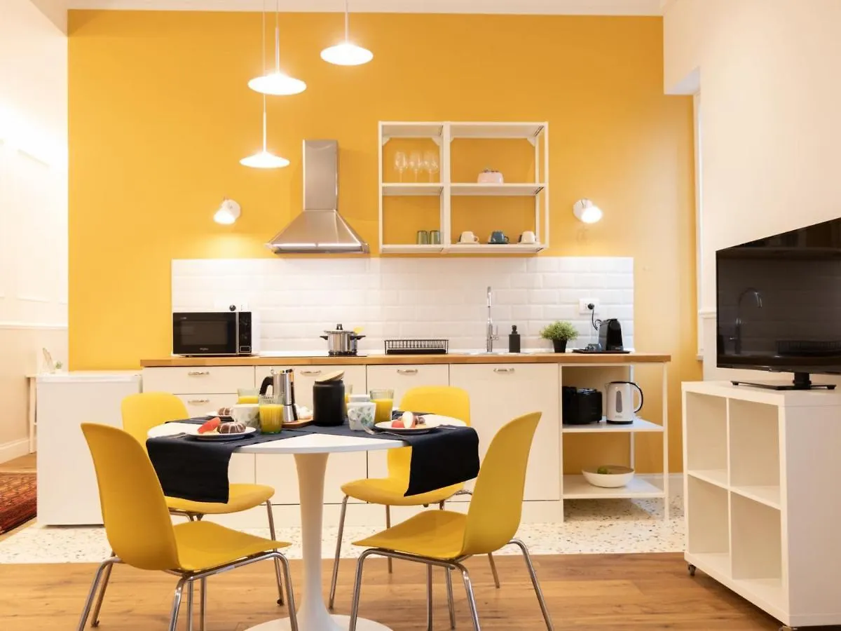 The Best Rent - Colorful One-Bedroom Apartment In San Giovanni District Roma